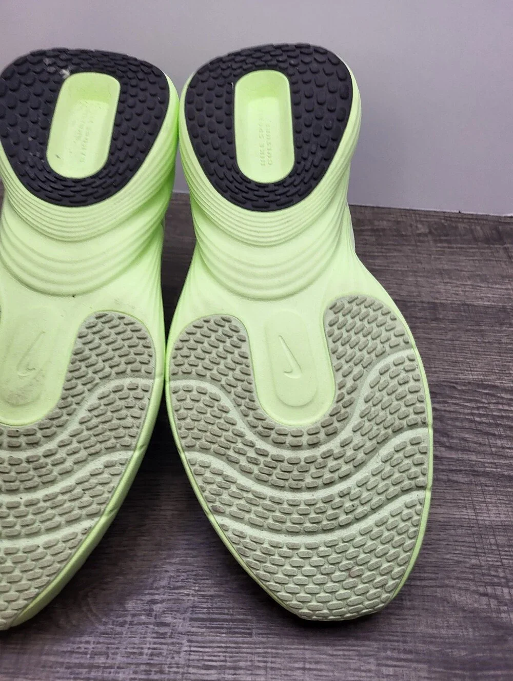 Nike gently used